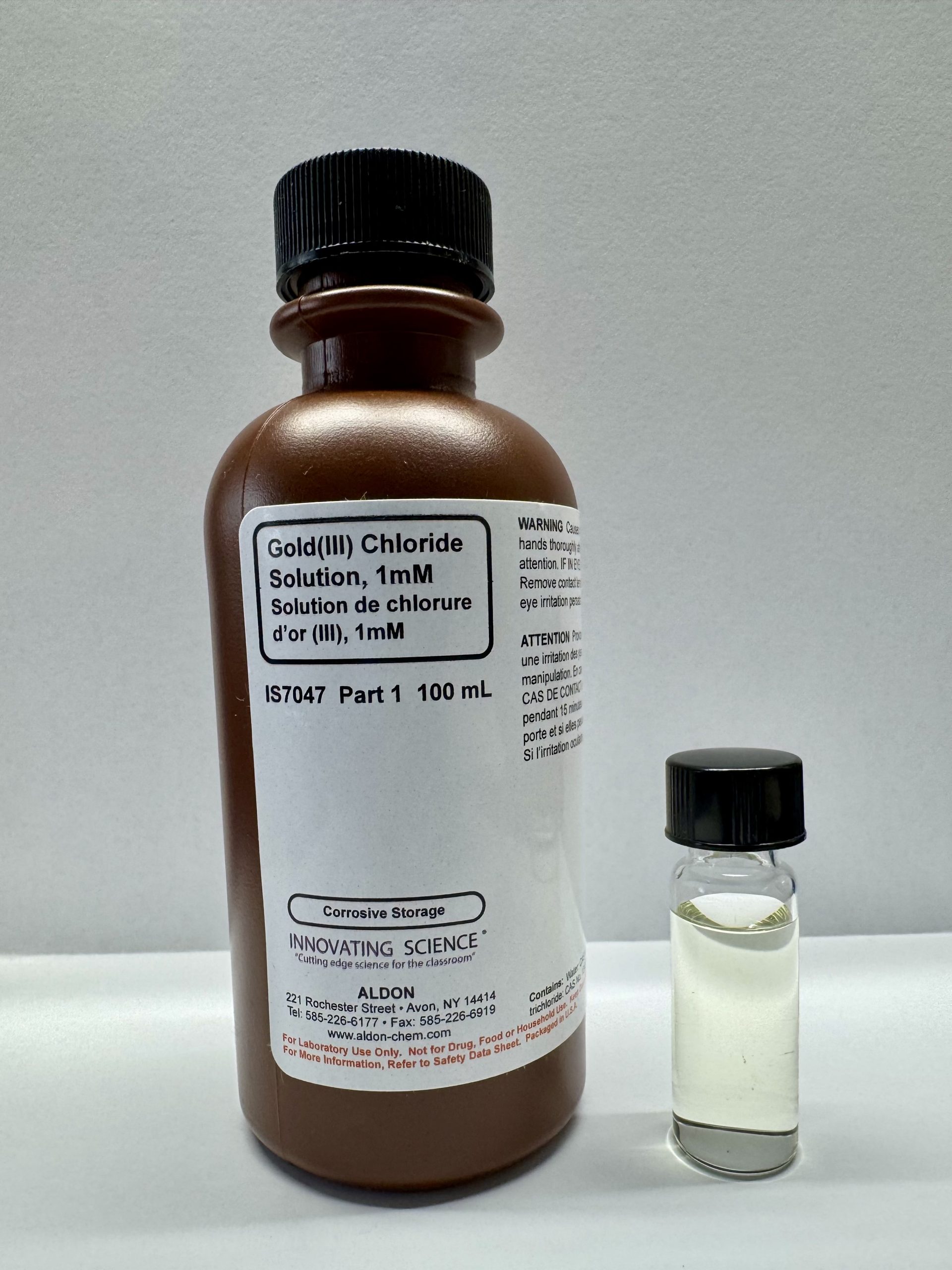 Gold chloride solution, showing a transparent, pale yellow color.